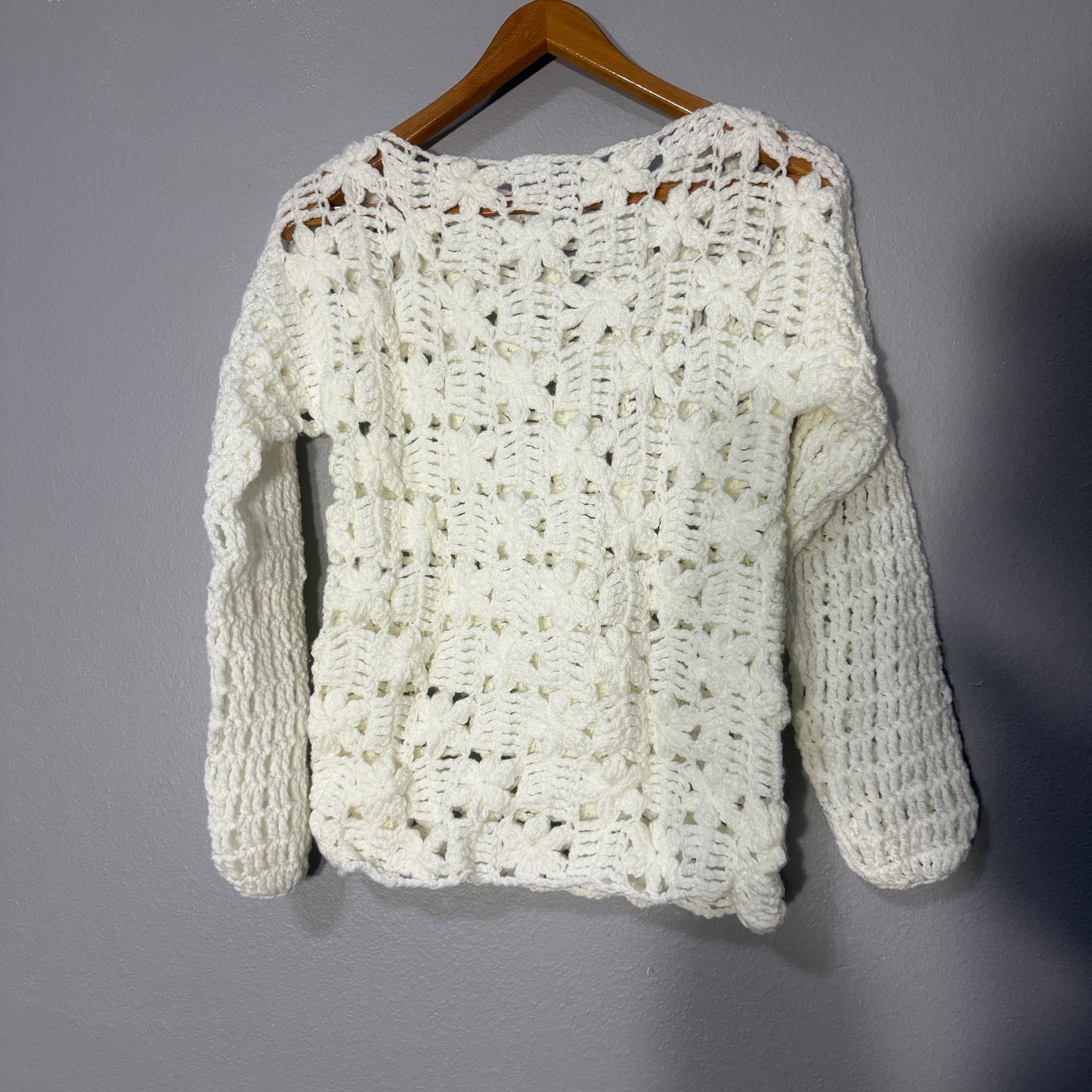 Crochet Sweater White Luxe Floral Pullover Elegant Boho Chic Knit Top Size M