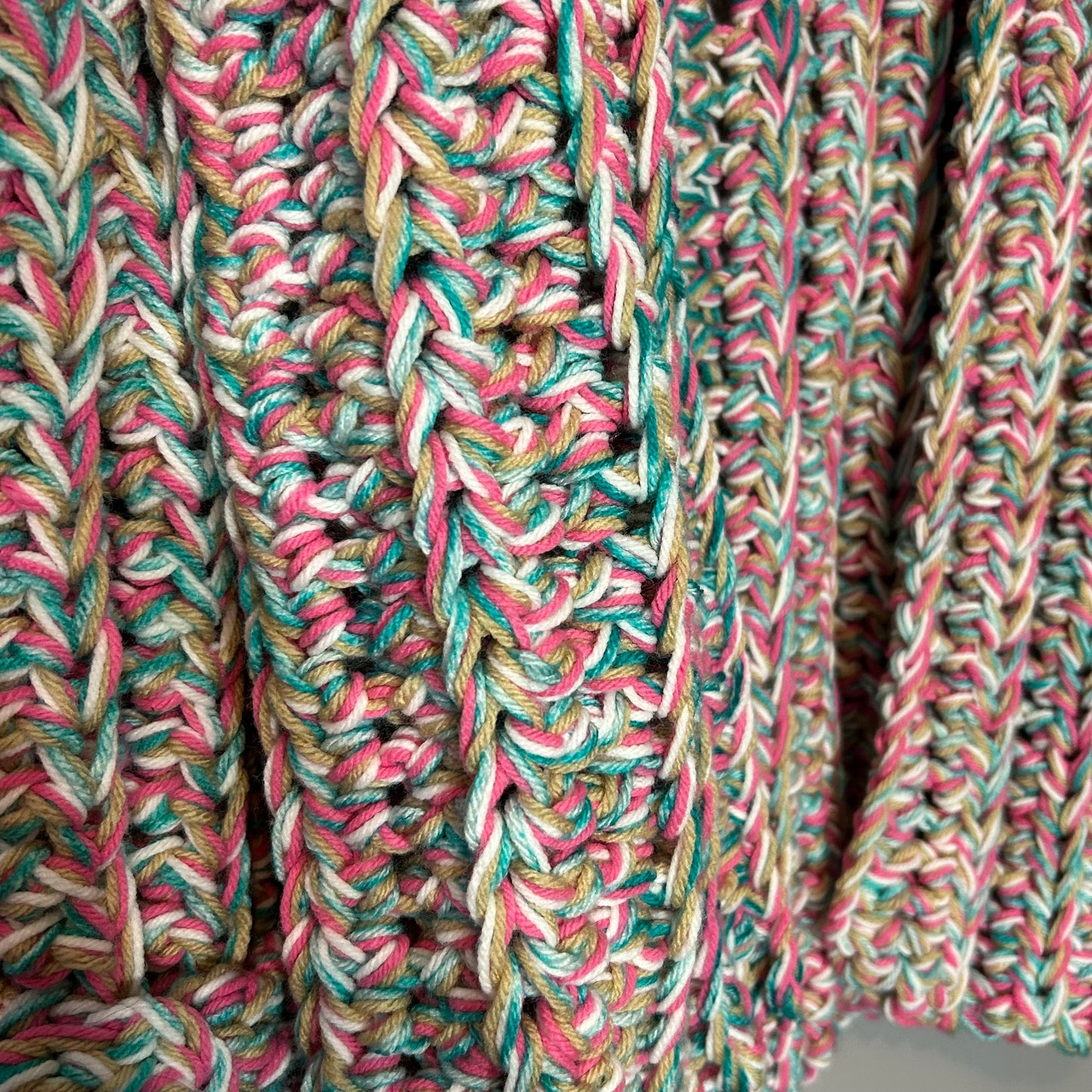 Women's Luxury Chunky Crochet Cardigan Multicolor Pastel Size L/XL